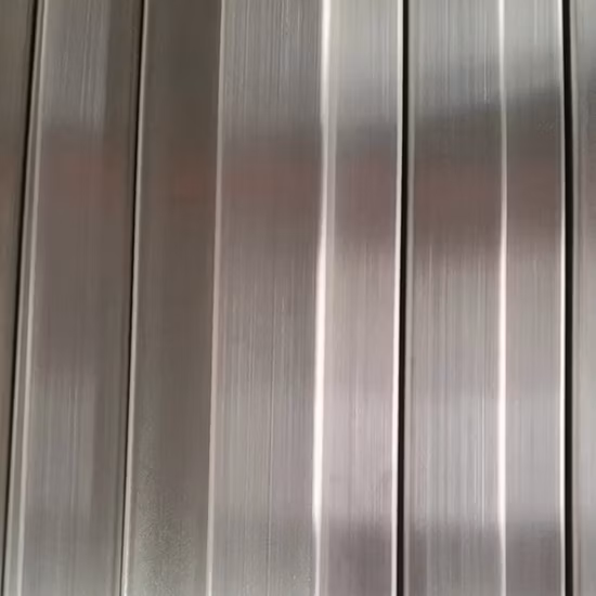 Tubi e tubi con aghi di precisione in acciaio inossidabile senza saldatura inox medicale altamente lucidato OEM 304 316 personalizzati economici